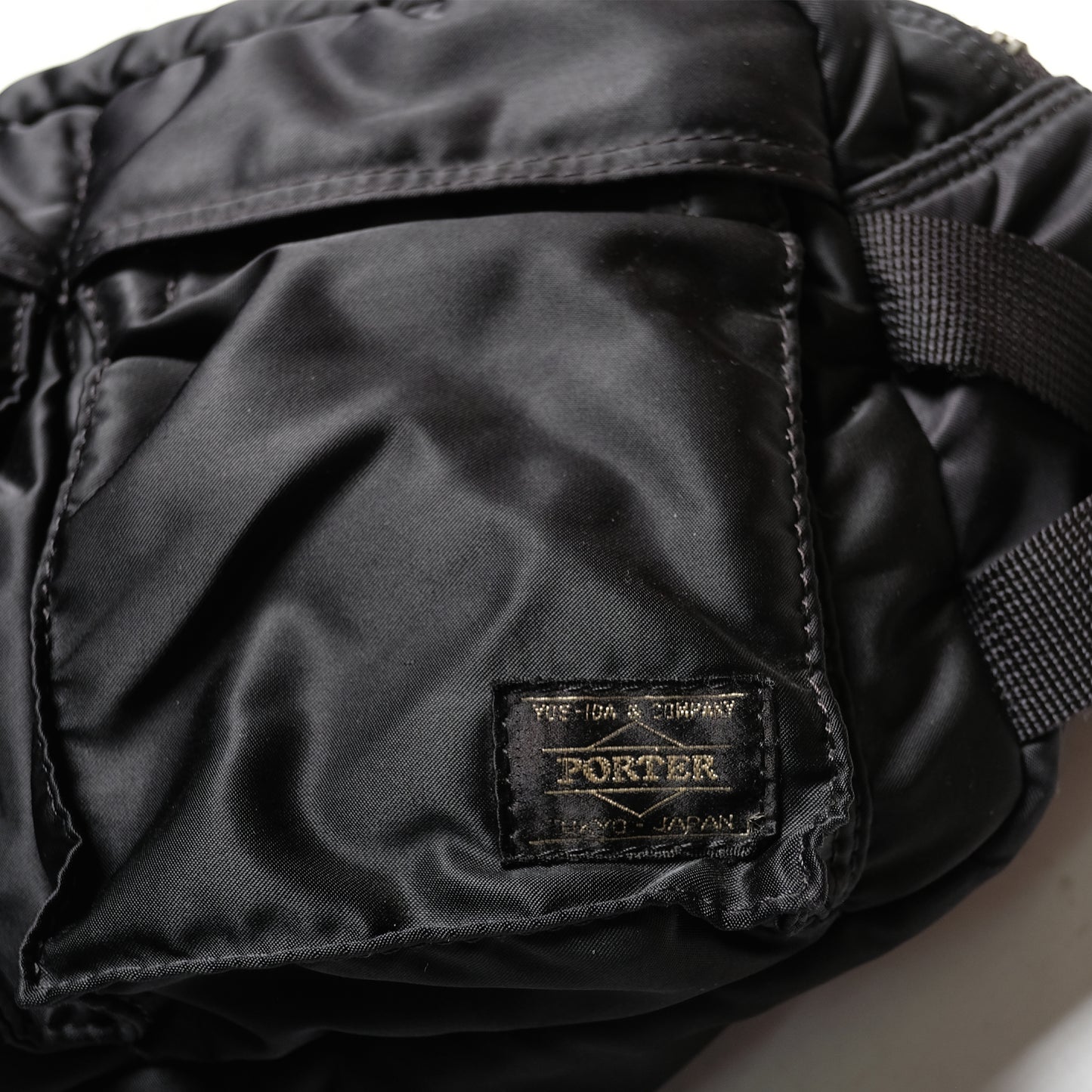 Porter Black Waist Tanker (E)