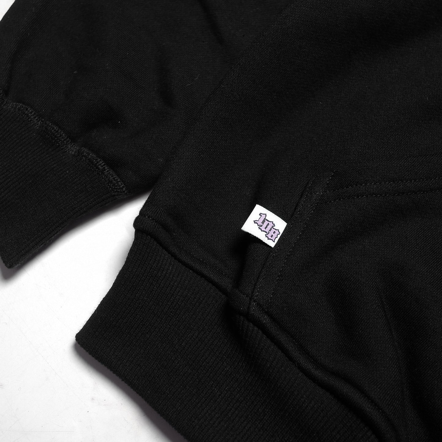 108WAREHOUSE - Classic Logo Hoodie - Black