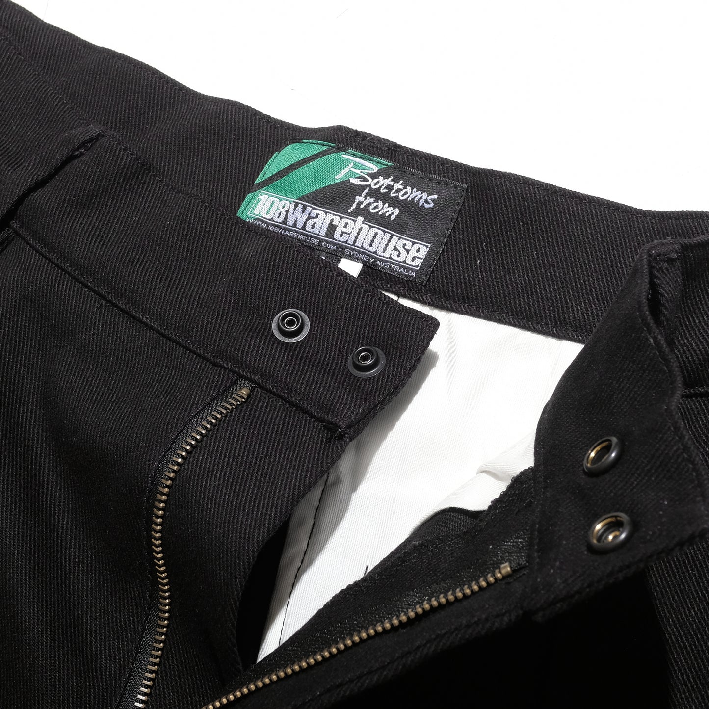 108WAREHOUSE - Big Twill Shorts - Black