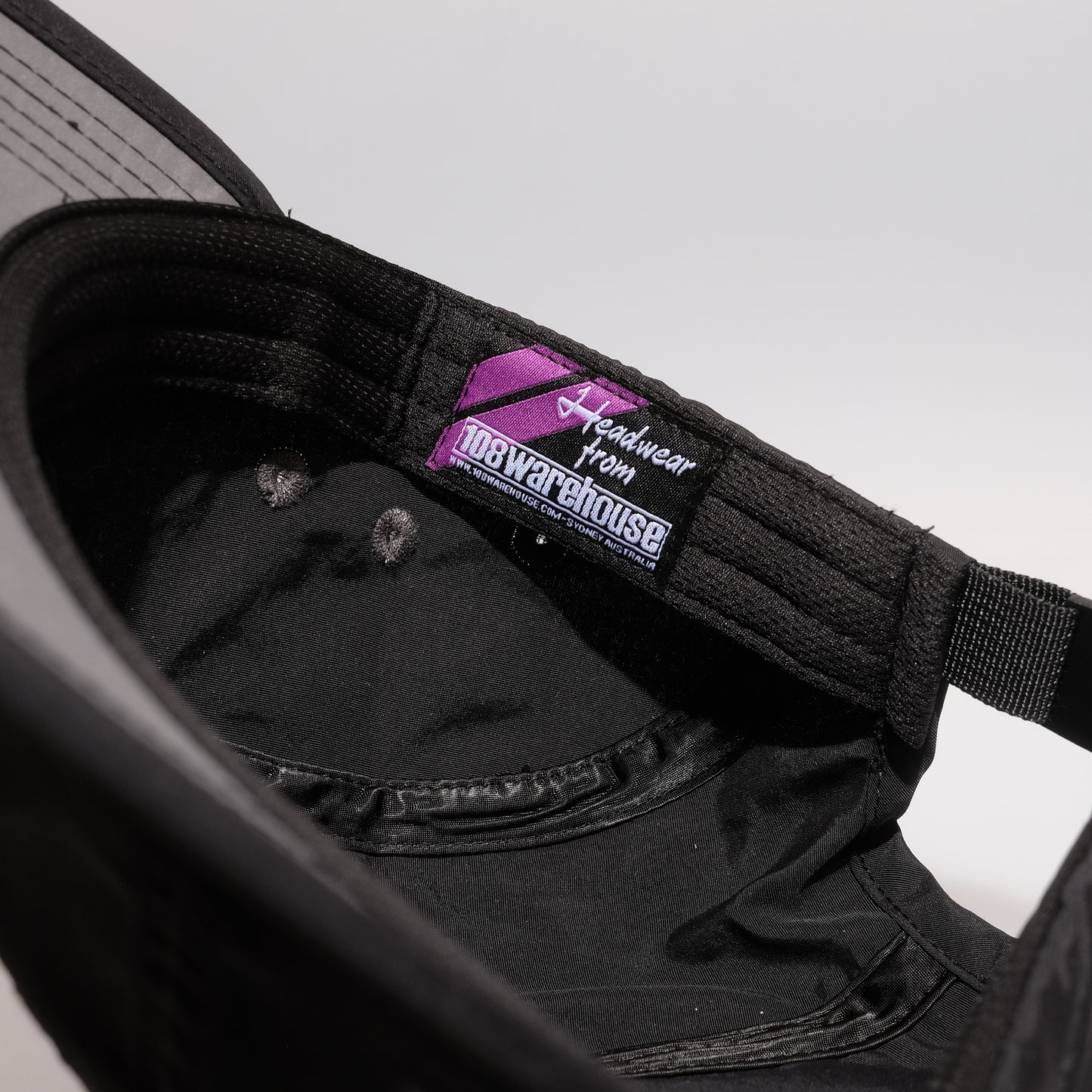 108WAREHOUSE - 5EZY Cap - Black