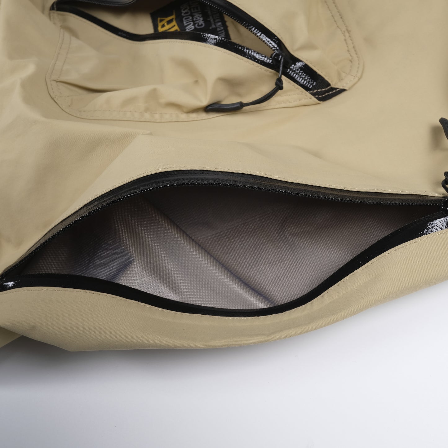 Comfy Outdoor Garment Beige Roll Bag