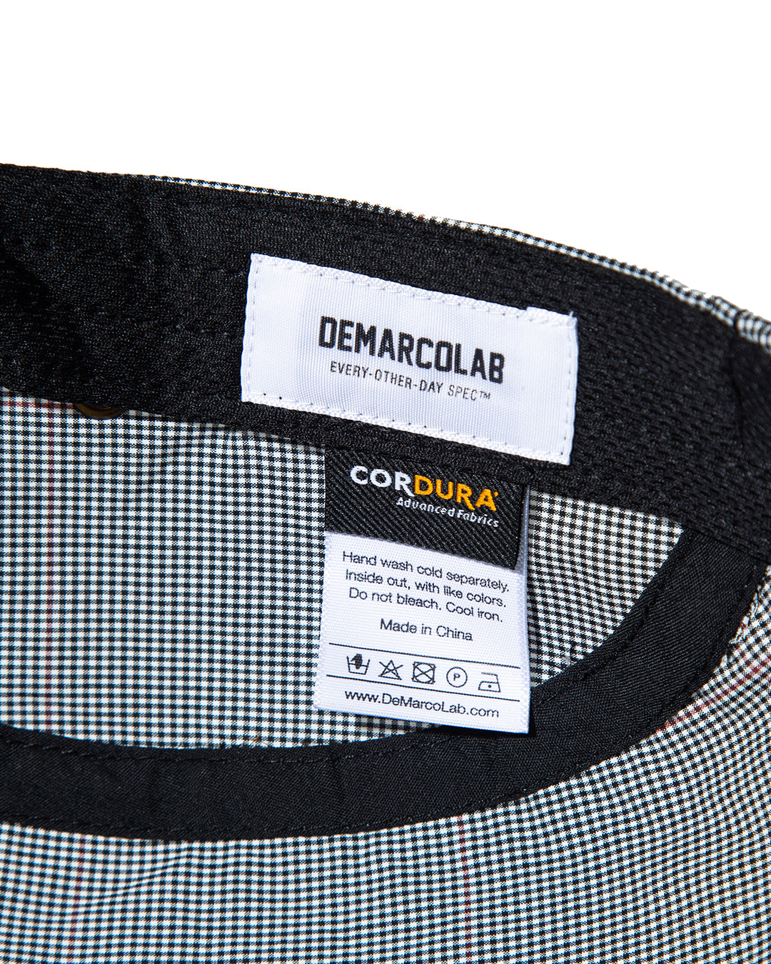 DeMarcoLab - DURABLE DMTN CAP (White/Black)