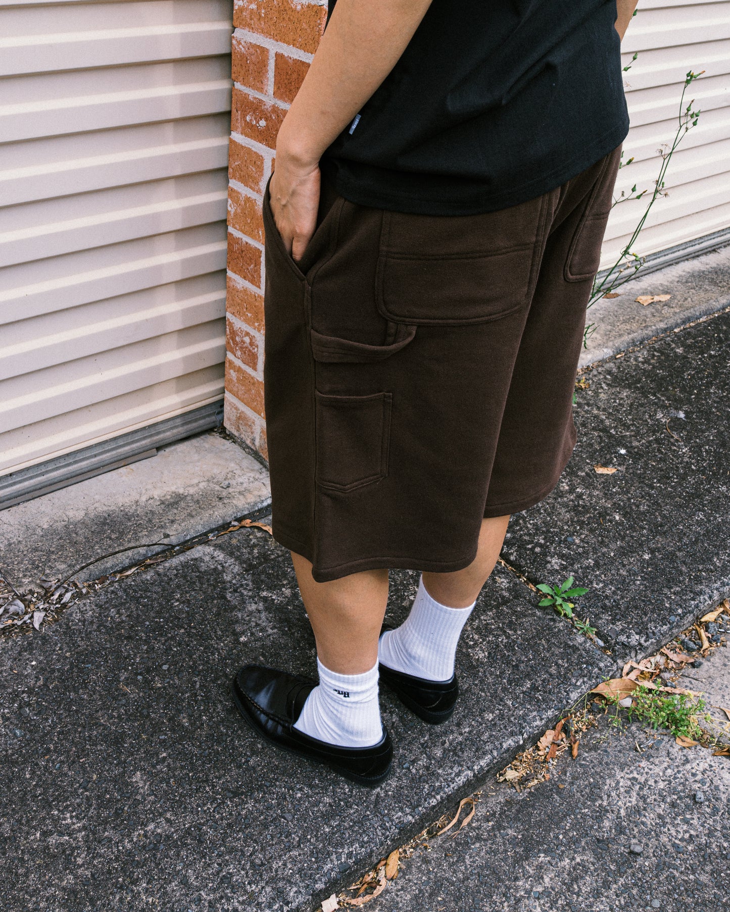 Chocolate Jesus - Baggy Sweat Shorts - Brown