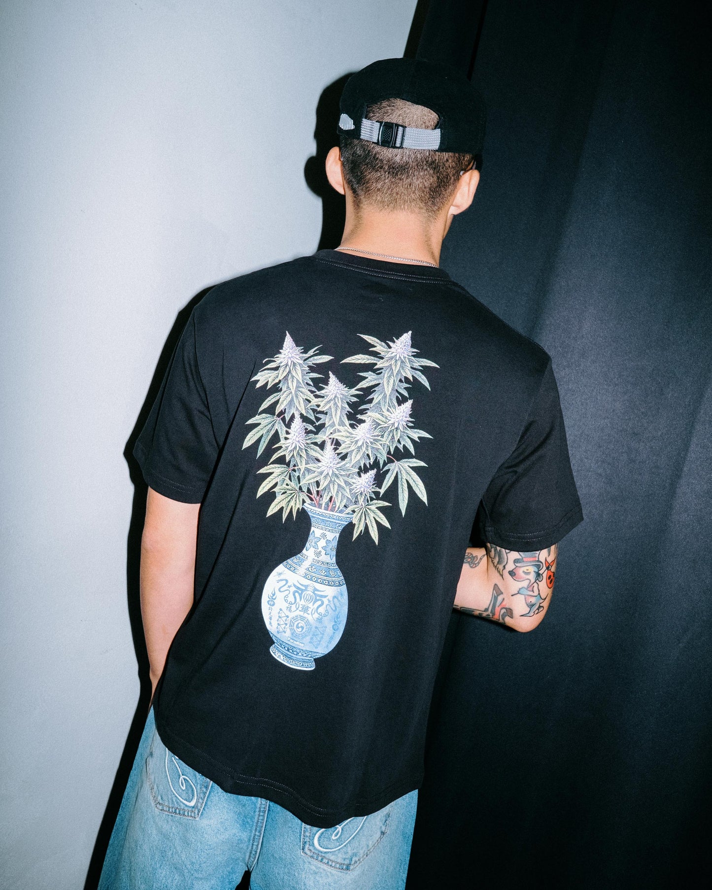 Paradise4Saigon - Zazadise Tee - Black