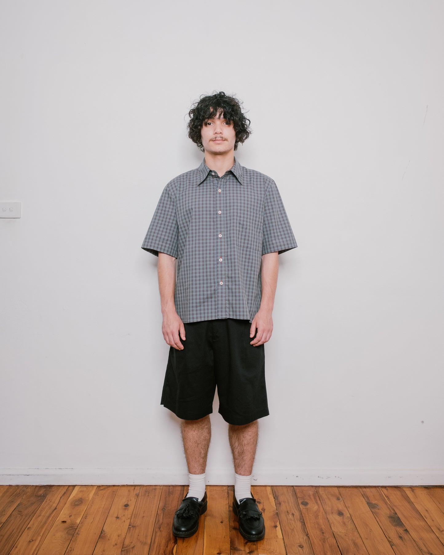 Pseushi - Pleated Wide Shorts - Black