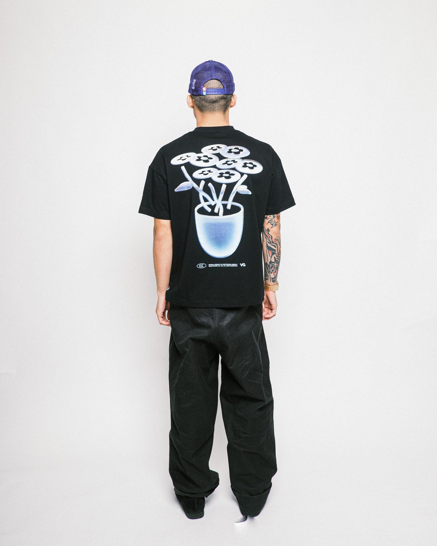 VANDYTHEPINK - Chrome Flower T-shirt - Black