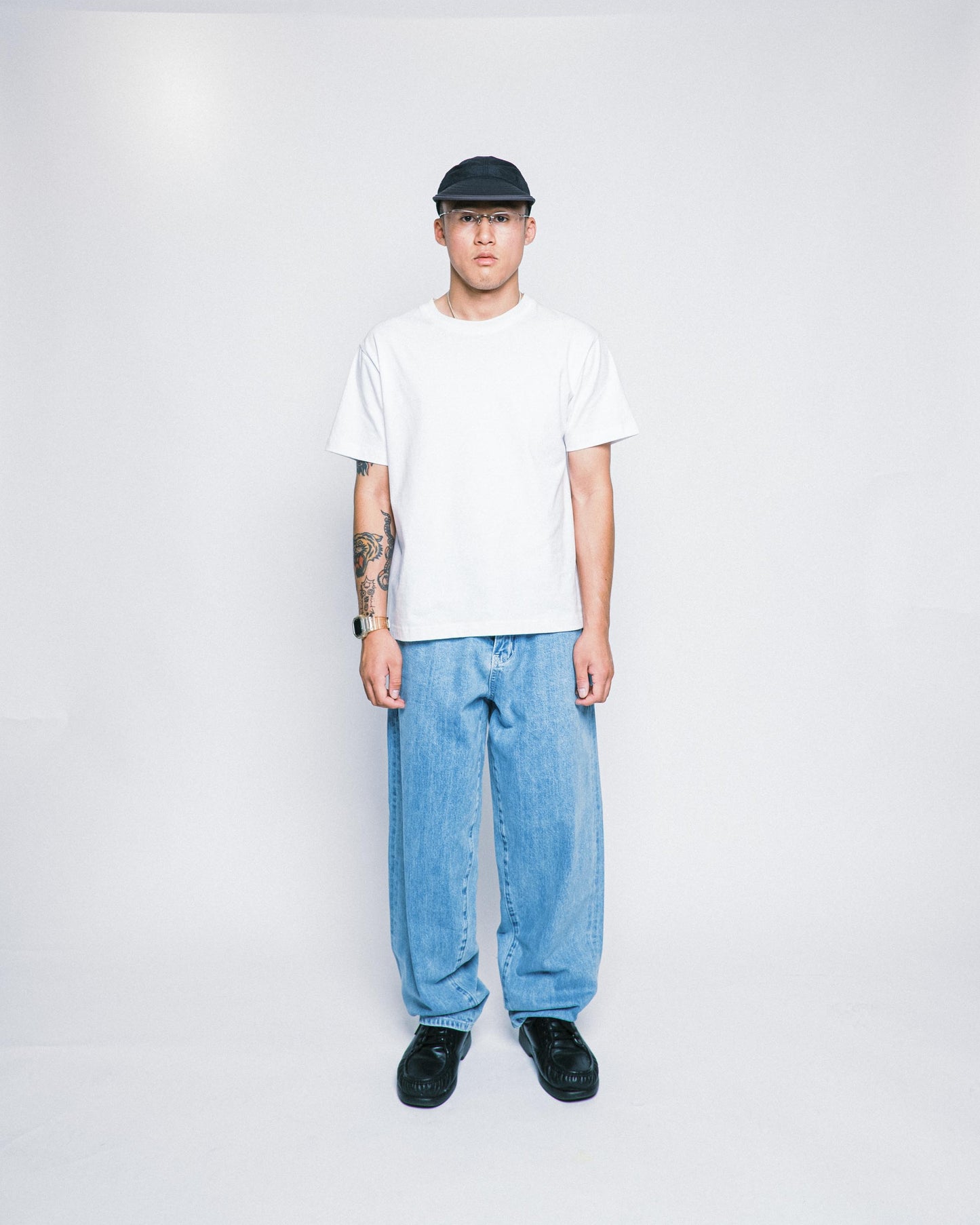108WAREHOUSE - Baggy Jeans - Light Wash