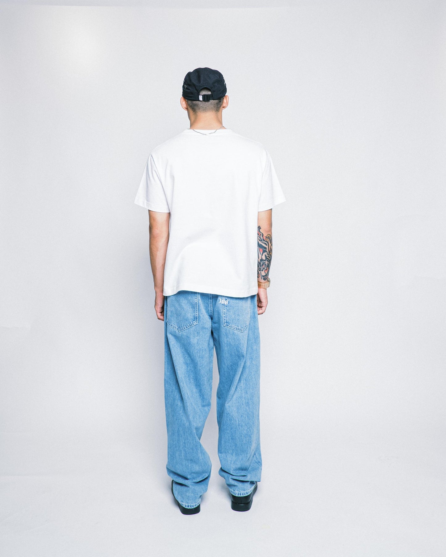 108WAREHOUSE - Baggy Jeans - Light Wash