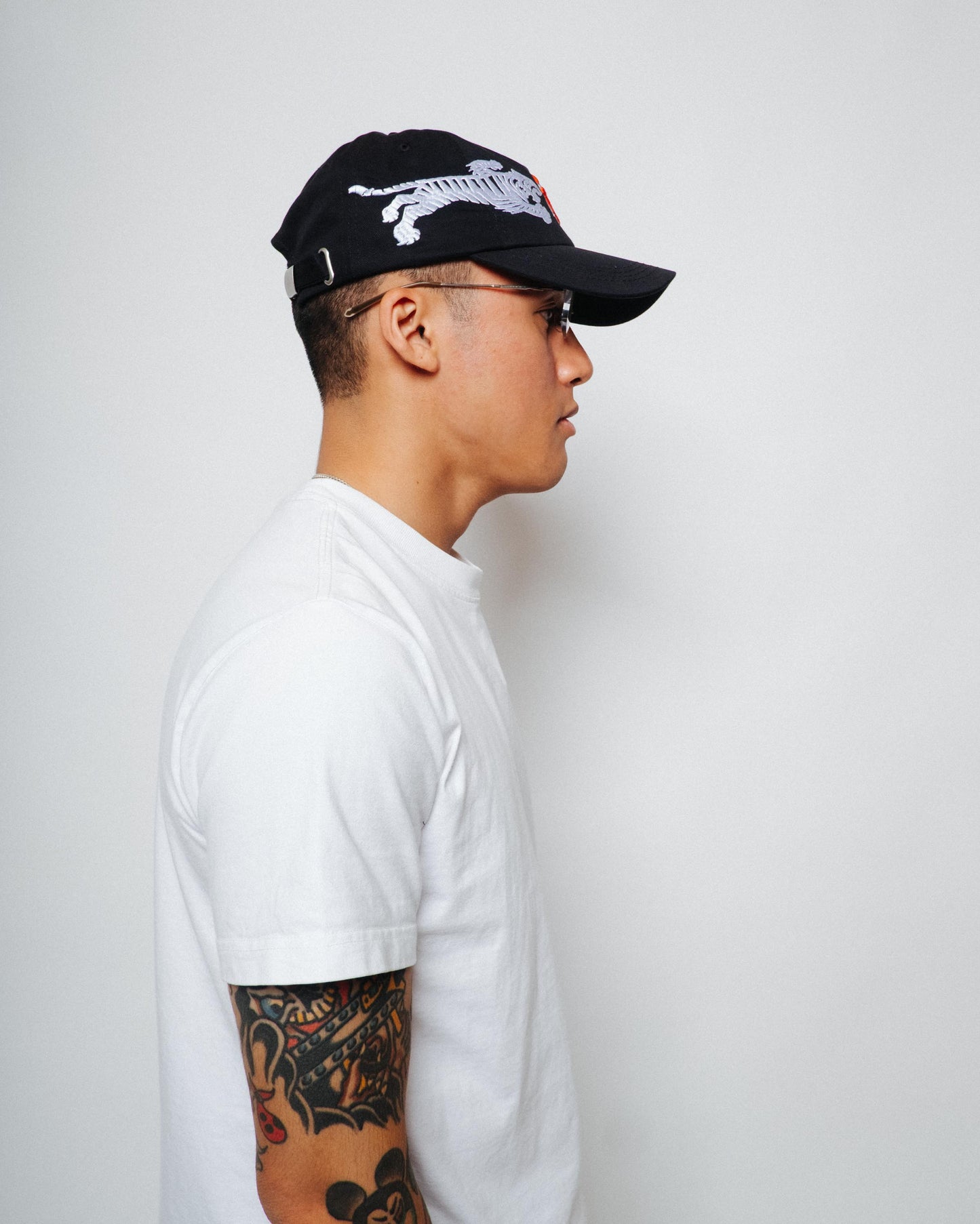 VUTRU Inc - Dragon-Tiger Bless Dad Hat - Black