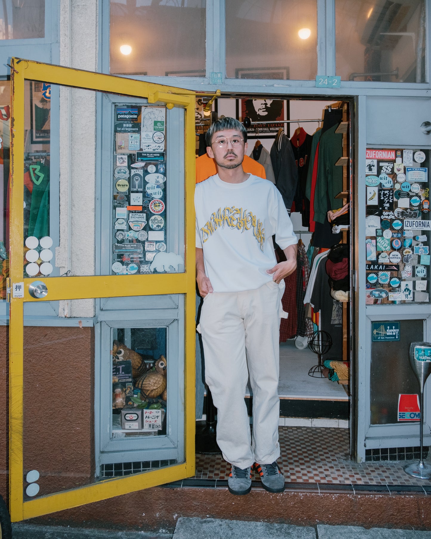 108Warehouse - Big Arch (White)