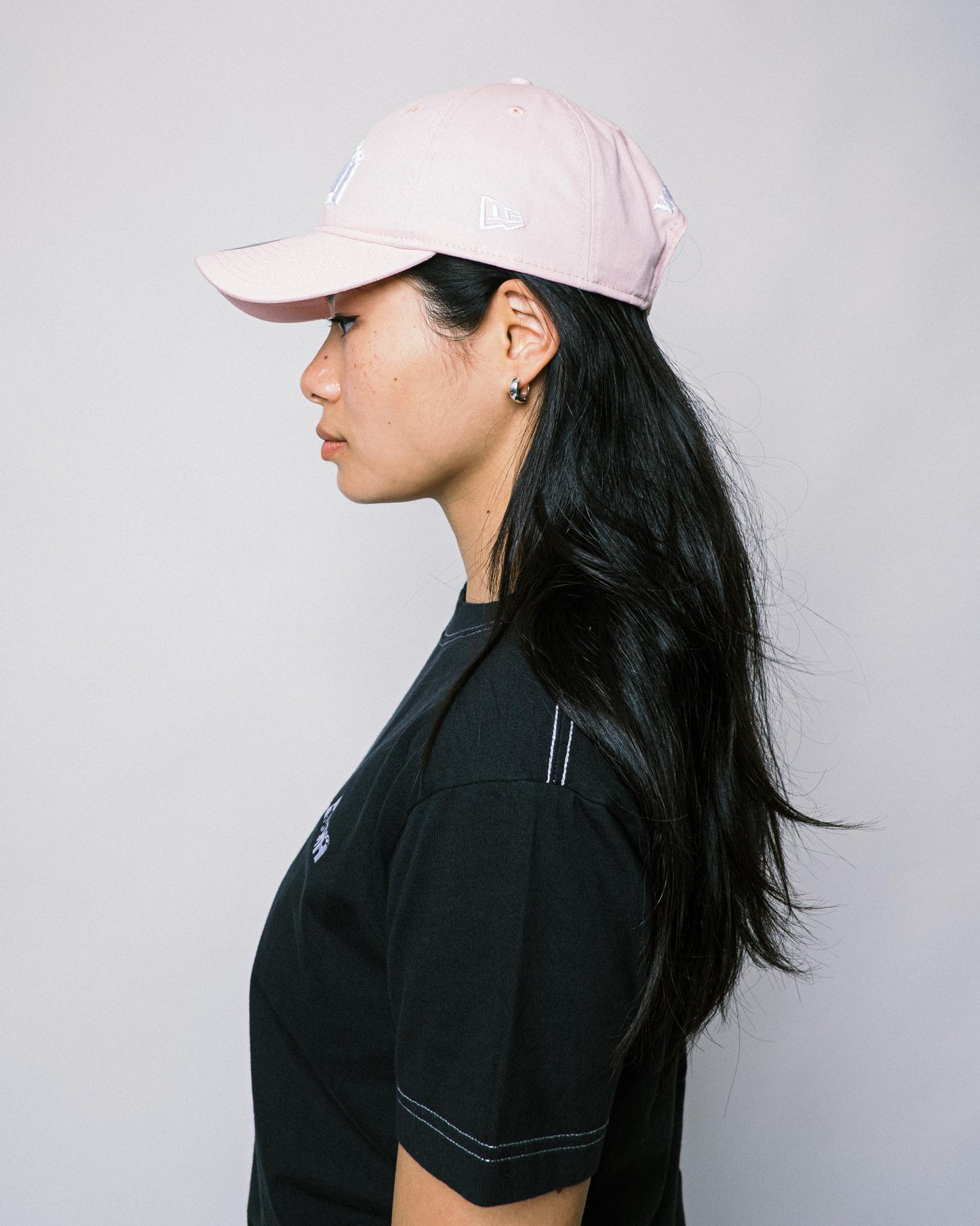 108WAREHOUSE x New Era - 9TWENTY Team Logo Cap - Pink