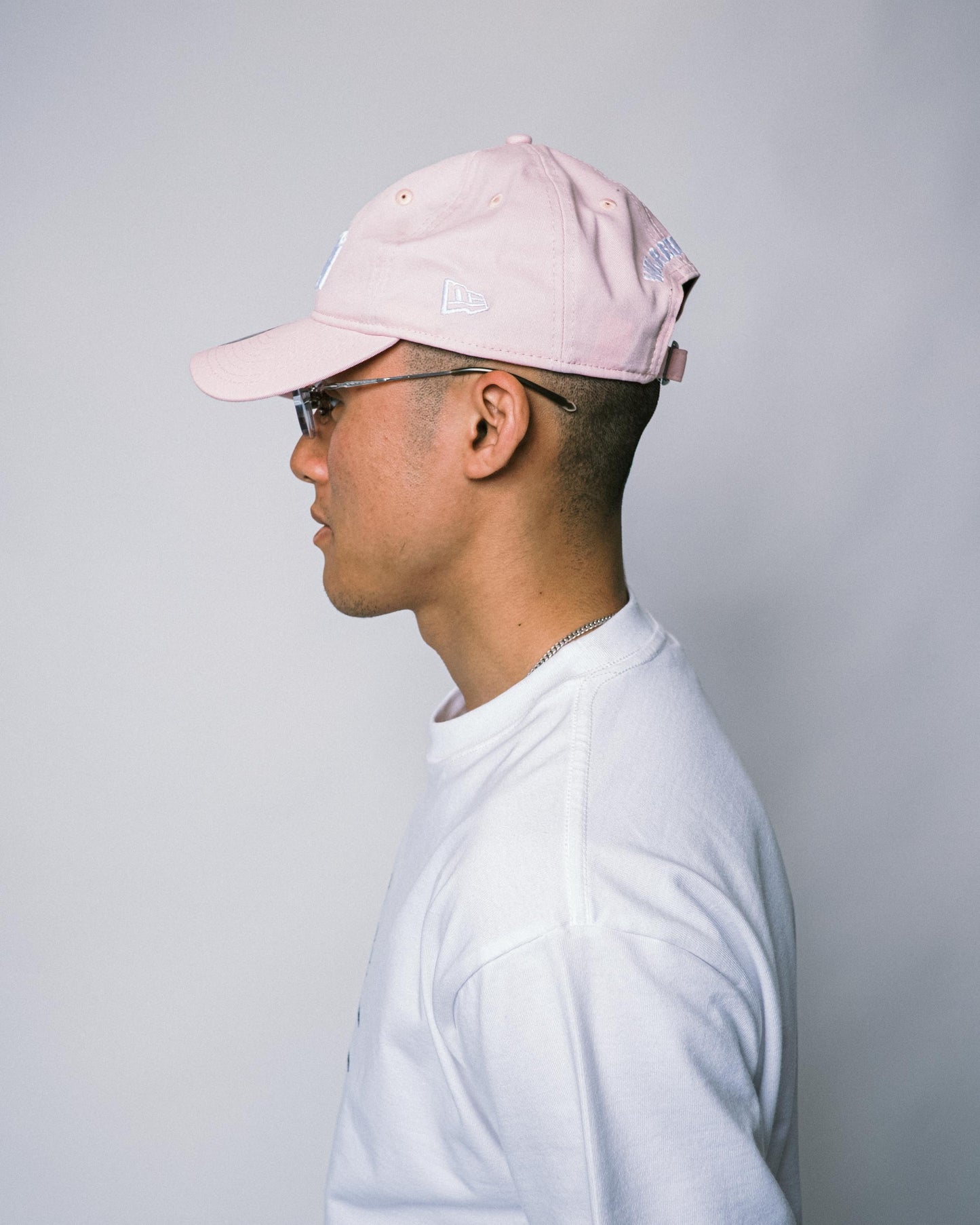 108WAREHOUSE x New Era - 9TWENTY Team Logo Cap - Pink