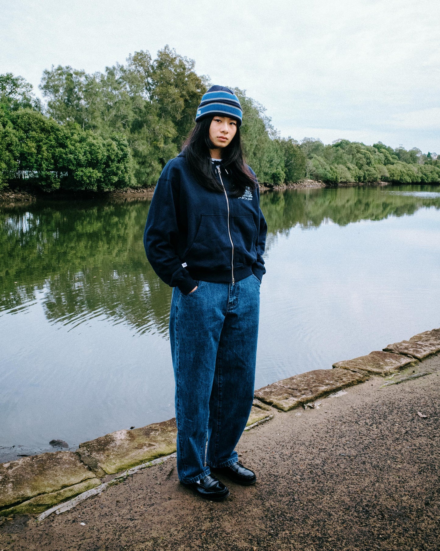 108WAREHOUSE - Cropped Zip Shop Hoodie - Navy