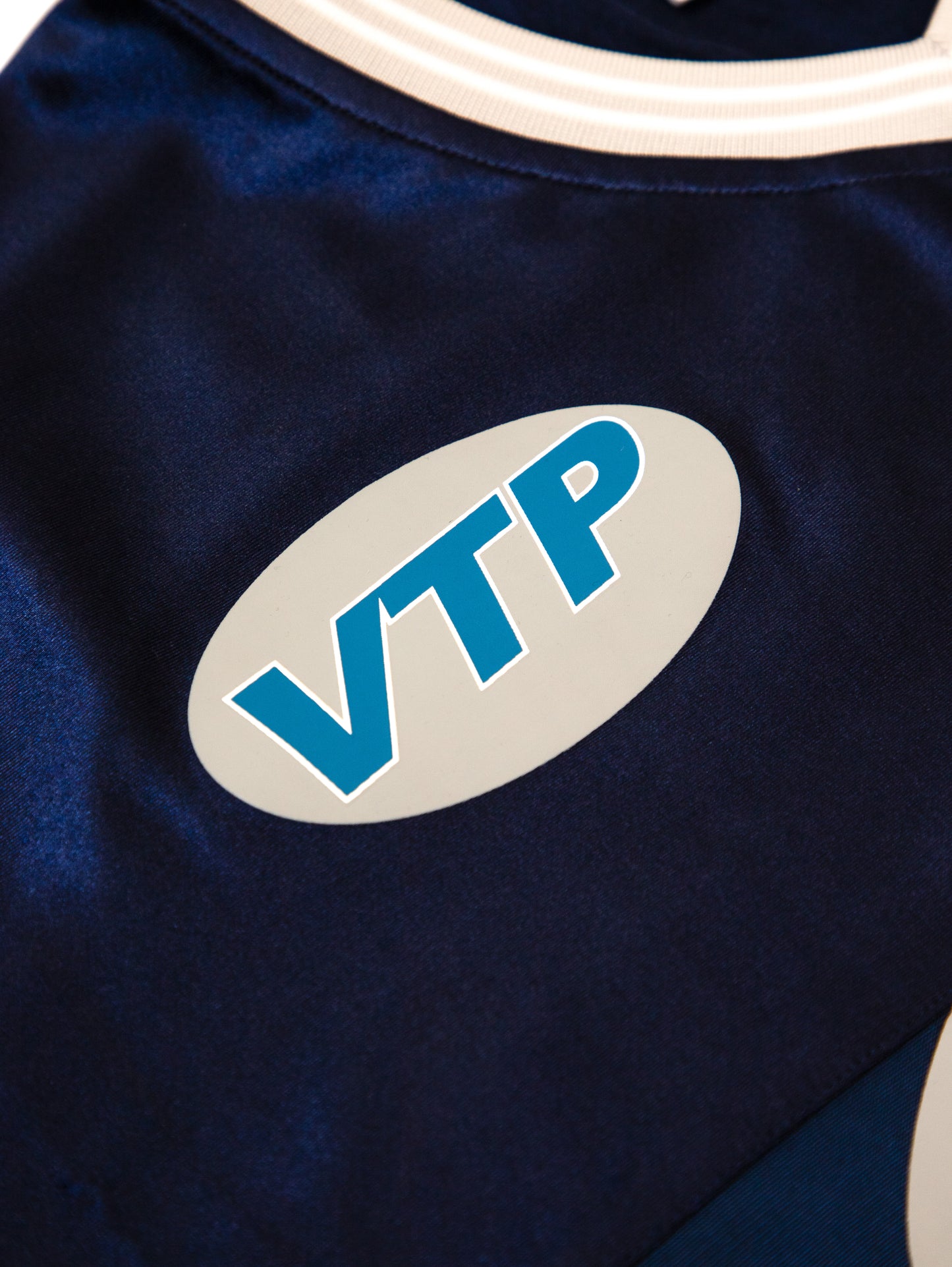 VANDYTHEPINK - Football Jersey - Navy