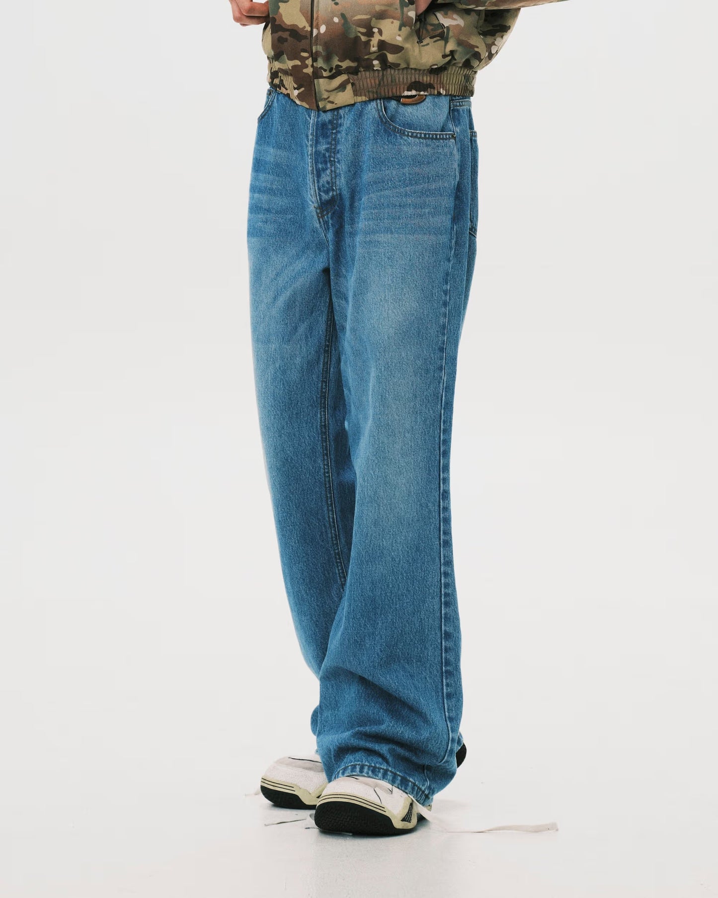 Nul1.Org - 1989S Flared Jeans - Washed Blue