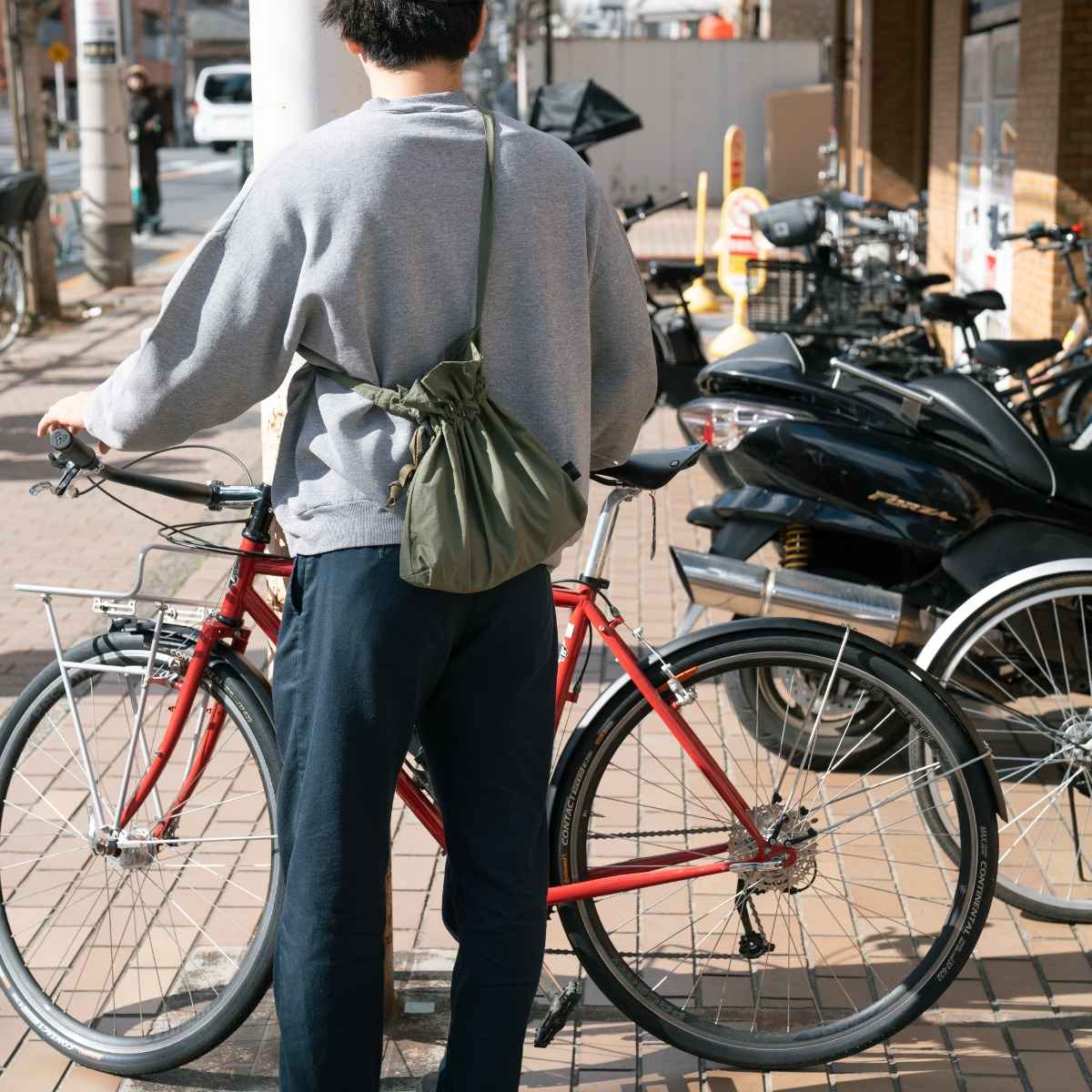 Blue Lug - Horse Feed Bag - Ivory