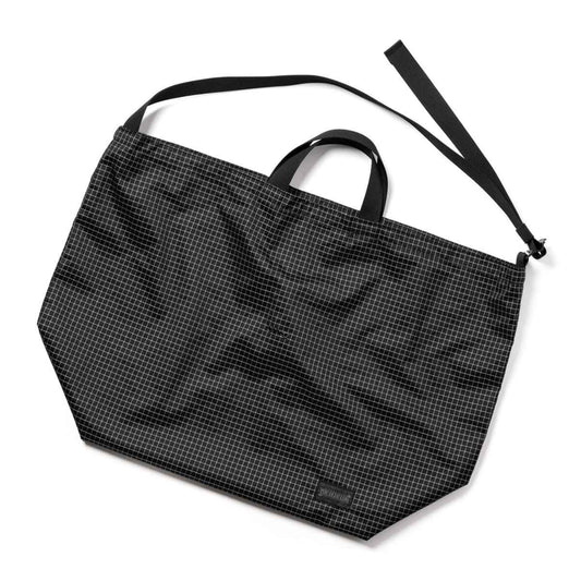 Blue Lug - 137 Tote Bag - Black (X-Grid)
