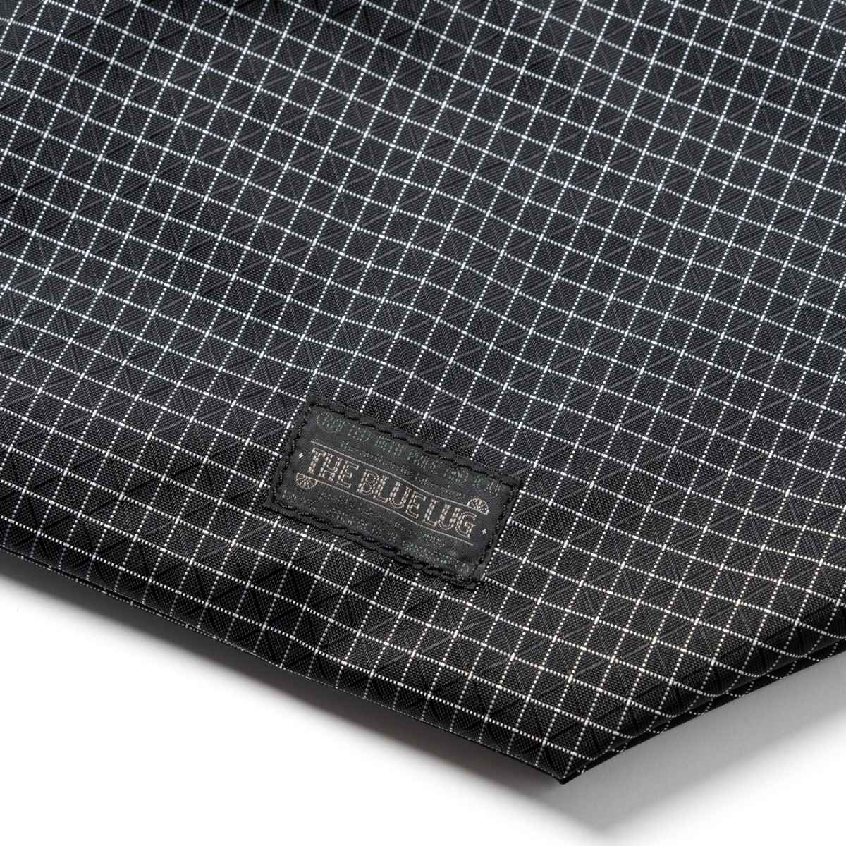 Blue Lug - 137 Tote Bag - Black (X-Grid)