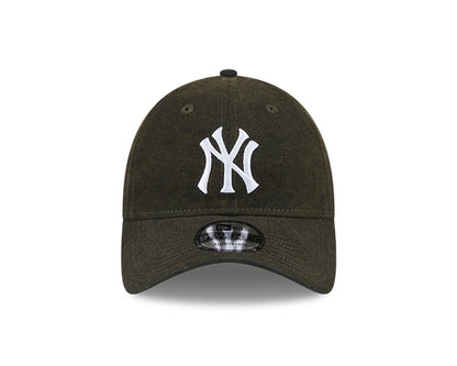 New Era - 9TWENTY NY Yankees Vintage Wash Canvas Cap - Black