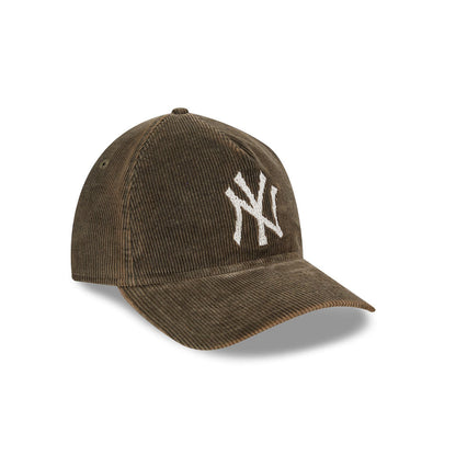New Era - 9TWENTY A-Frame NY Yankees Washed Cord Cap - New Olive/Grey