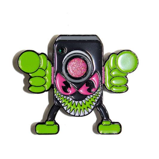 OHSHIT! - Watch'n yo Azz Black/Green Pin