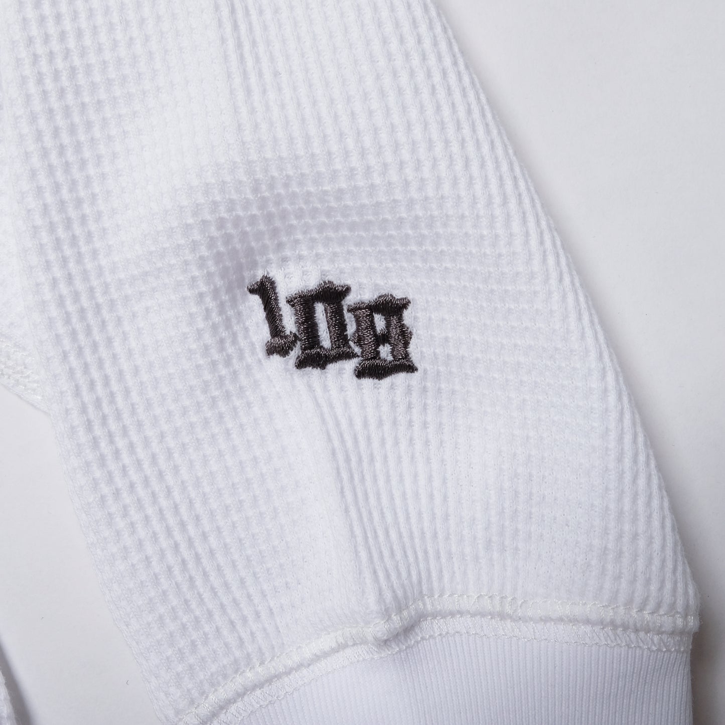 108WAREHOUSE - Waffle Knit Long Sleeve - White