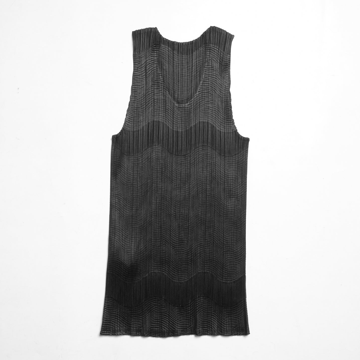 Issey Miyake Pleats Please Black Sleeveless Top - 2 Toned