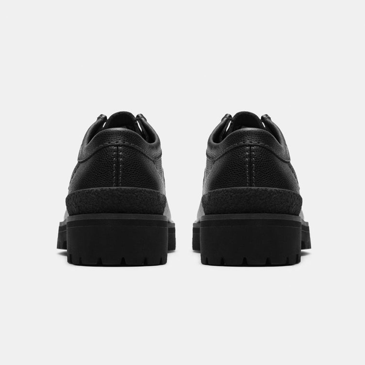 Clarks Originals - Wallabee Yukoner Black Scotch Grain Leather - Black