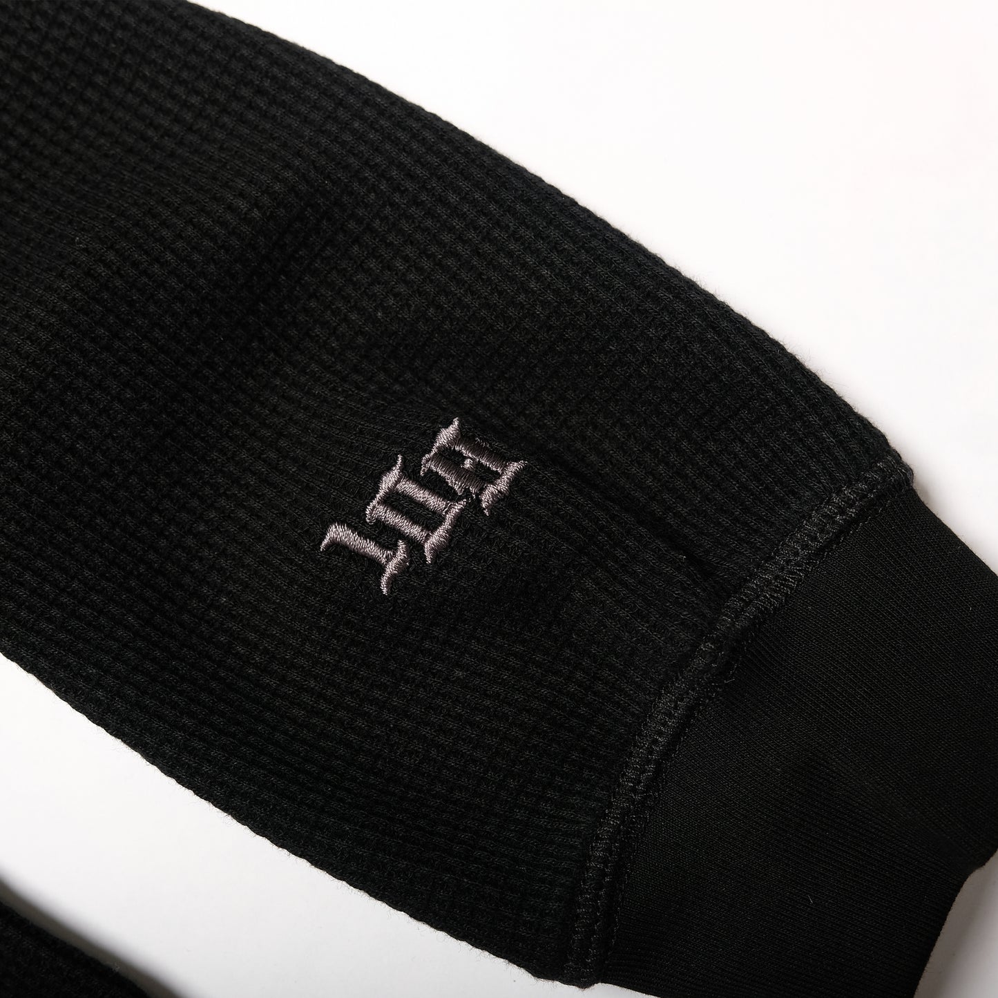 108WAREHOUSE - Waffle Knit Long Sleeve - Black