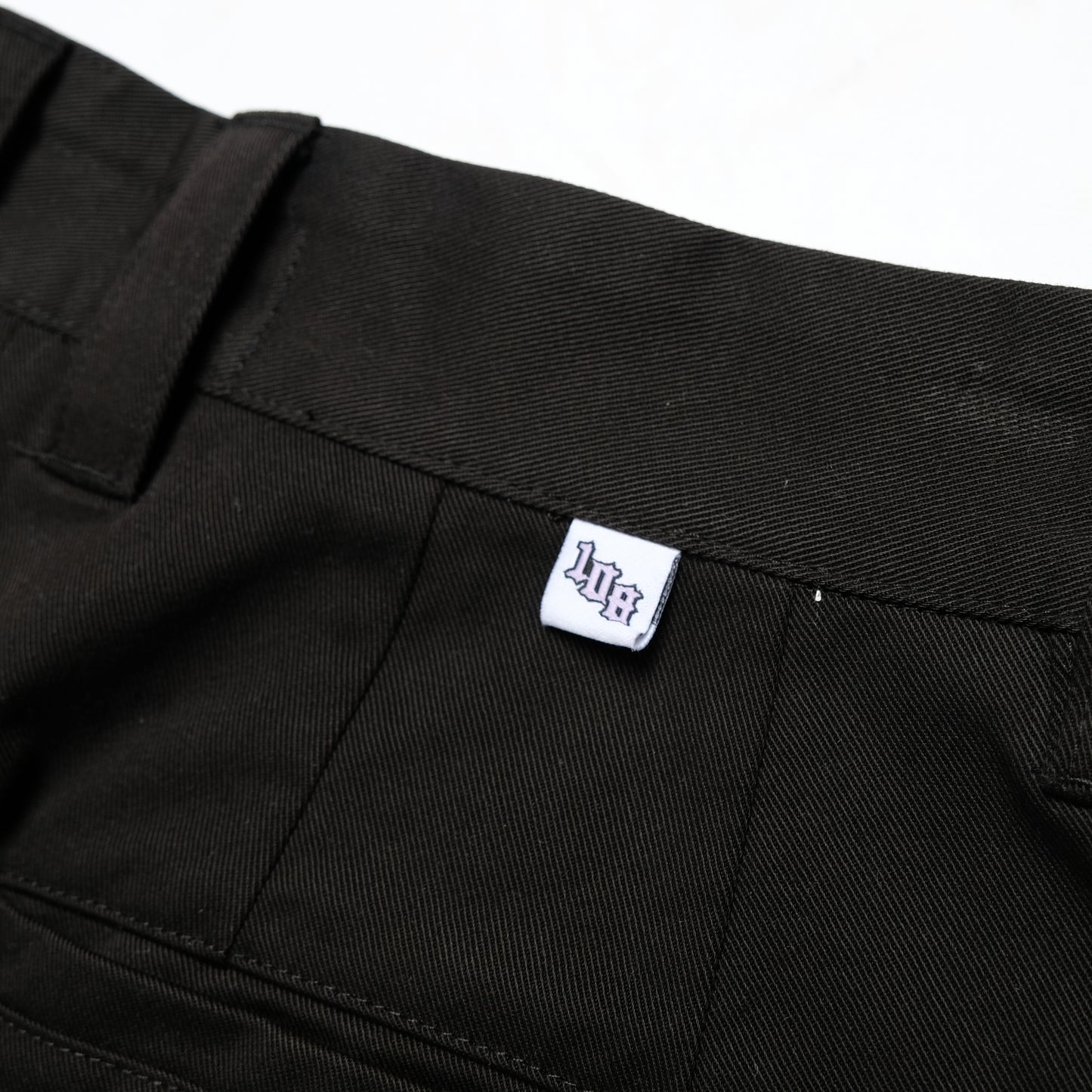 108WAREHOUSE - Relaxed Twill Trouser - Black
