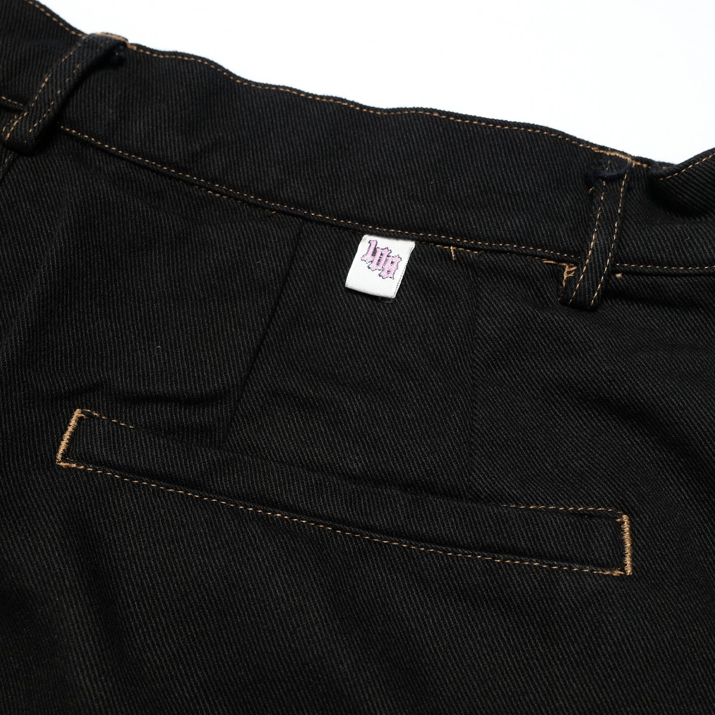 108WAREHOUSE - Big Twill Shorts - Black Over-dyed