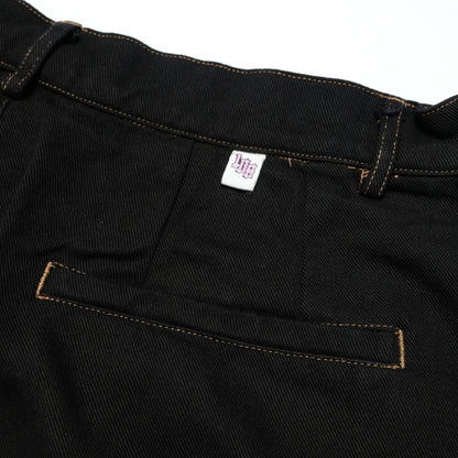 108WAREHOUSE - Big Twill Shorts - Black Over-dyed