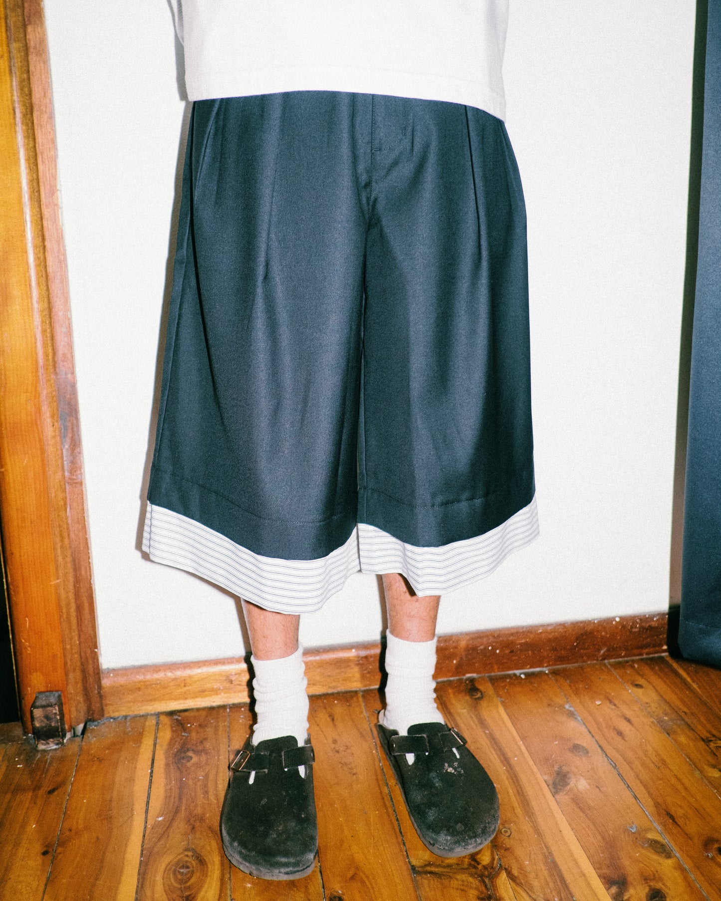 Melsign - Cropped Wide Trousers - Black