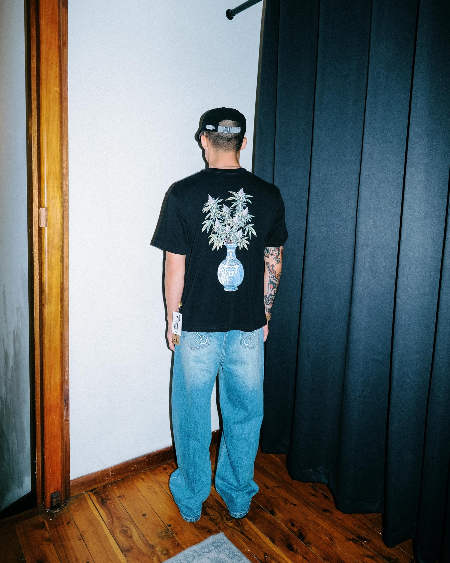 Paradise4Saigon - Zazadise Tee - Black