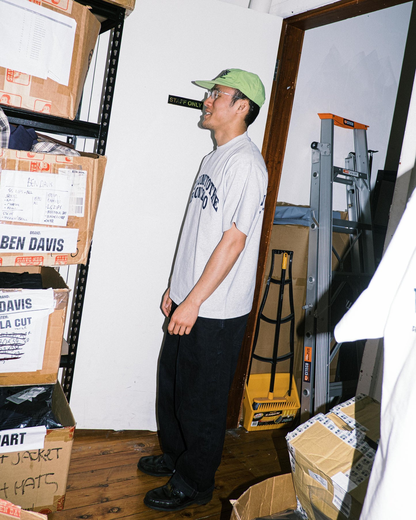 WELCOMETOTHEBRONXZOO - Original Tee - Ash