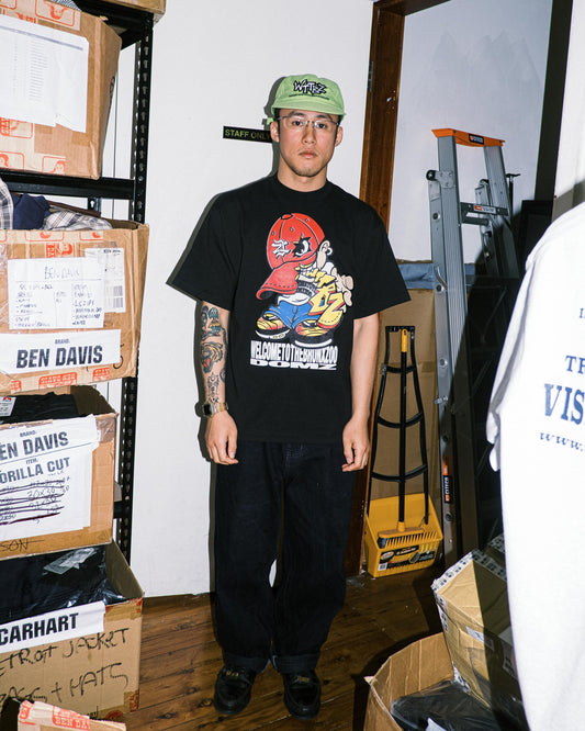 WELCOMETOTHEBRONXZOO - Domz Tee - Black
