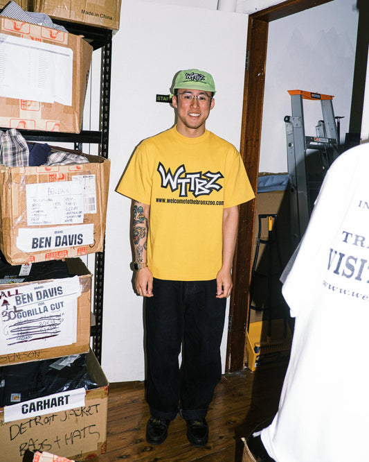 WELCOMETOTHEBRONXZOO - Abbreviation Tee - Gold