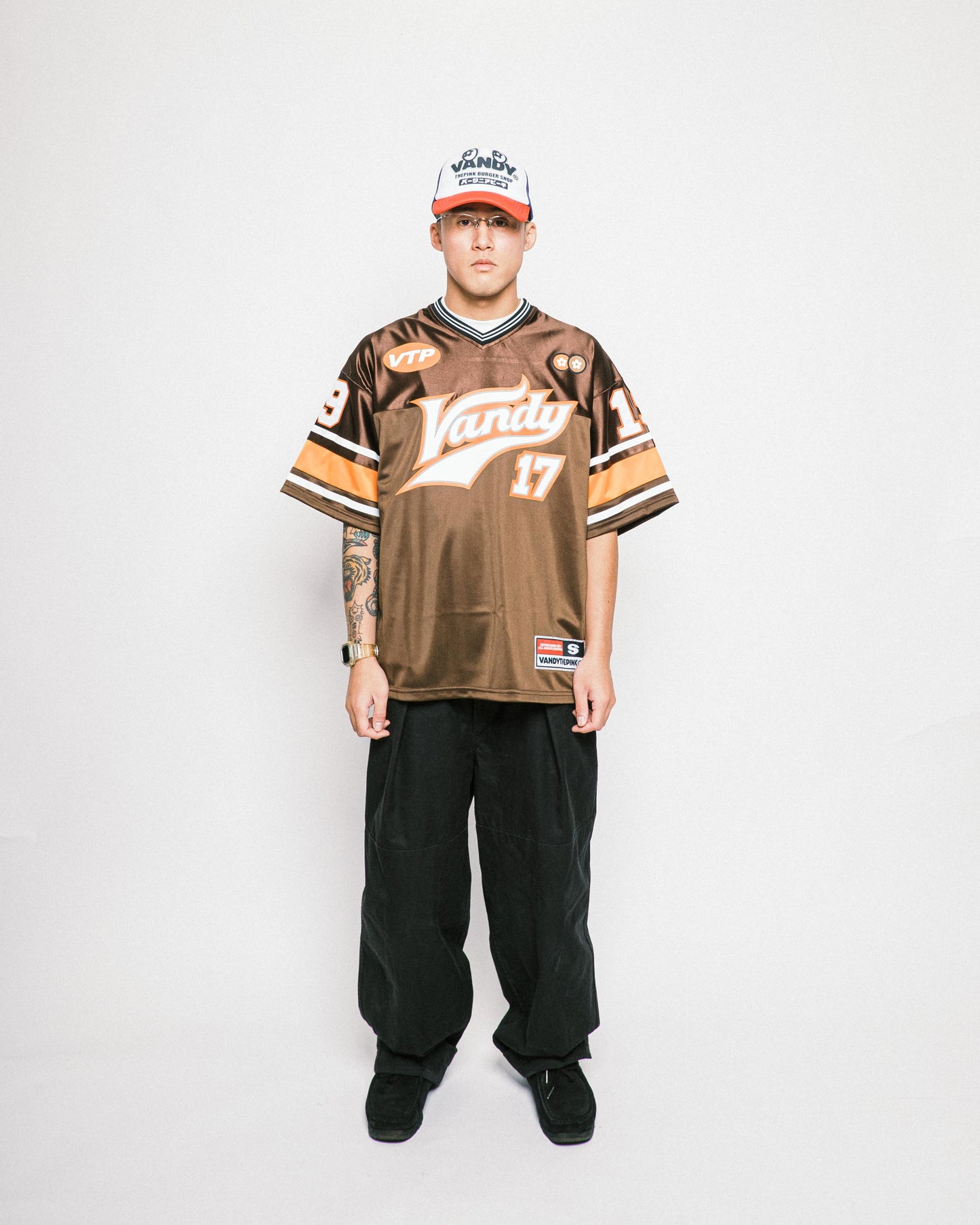 VANDYTHEPINK - Football Jersey - Brown