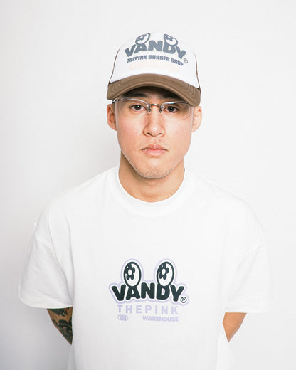 VANDYTHEPINK - Eye Logo Trucker Hat - Brown