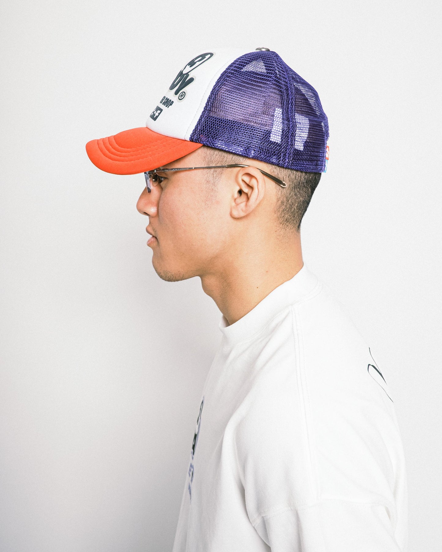 VANDYTHEPINK - Eye Logo Trucker Hat - Red