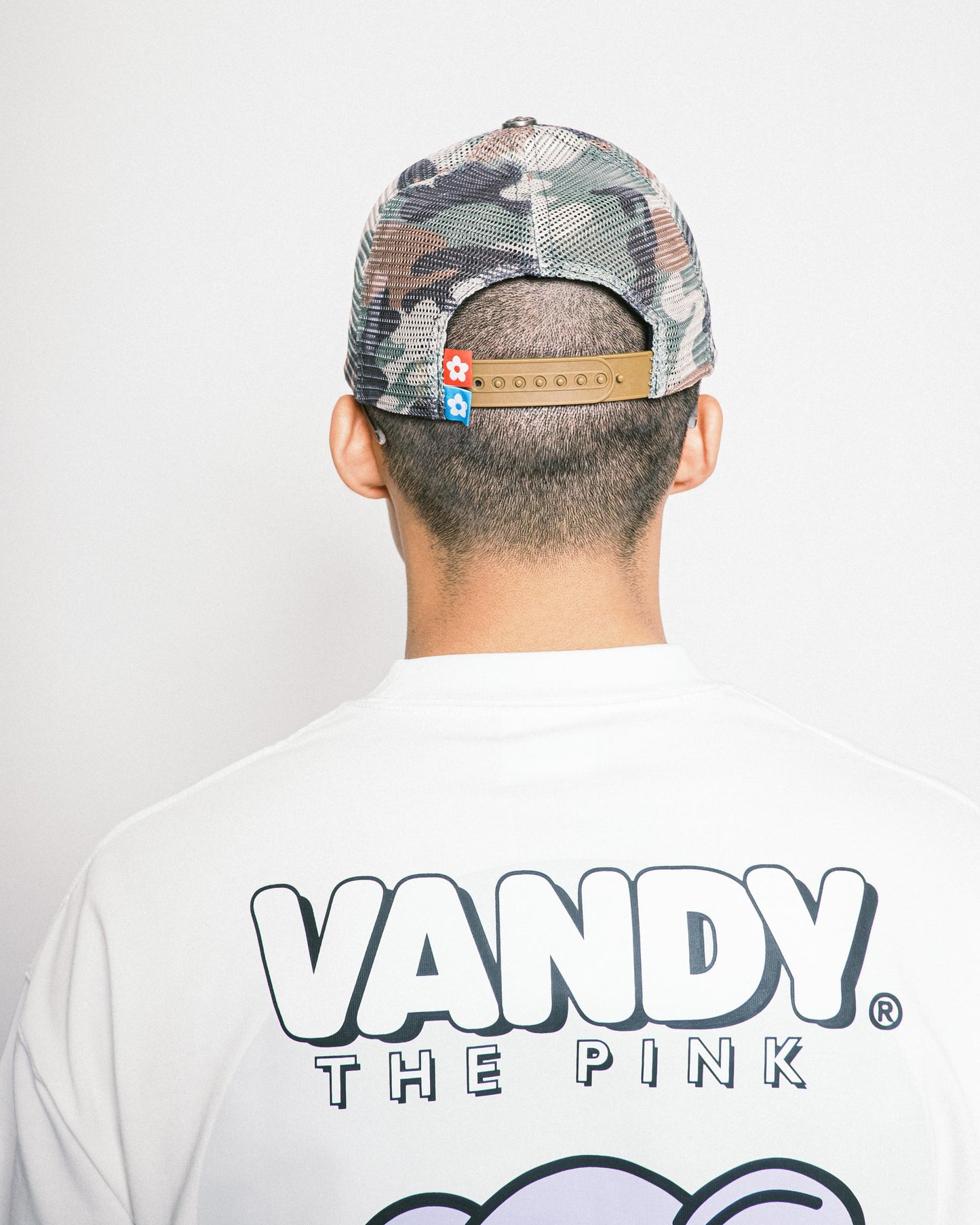 VANDYTHEPINK - Eye Logo Trucker Hat - Green Camo
