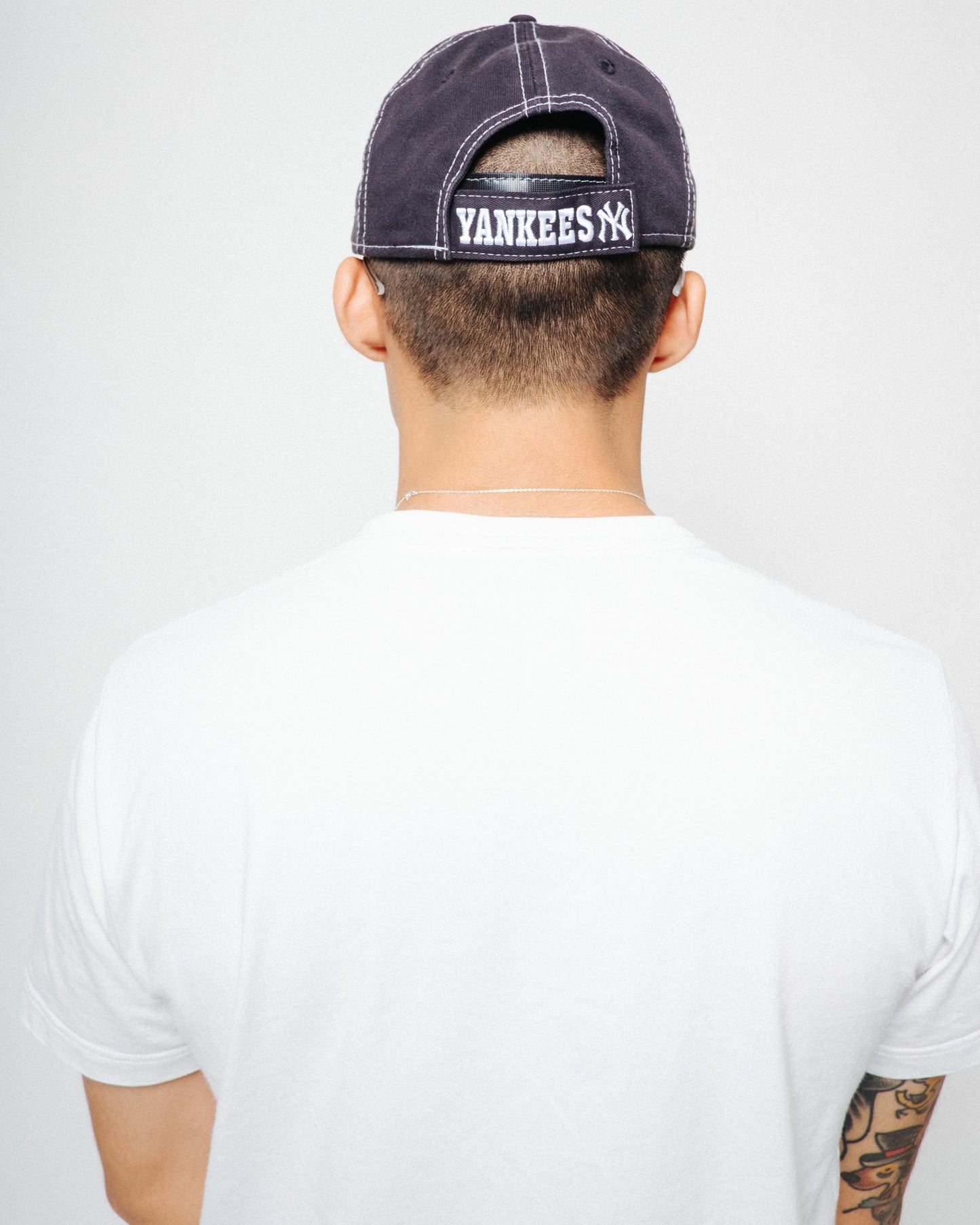 New Era - 9TWENTY NY Yankees Contrast Team Cap - Navy