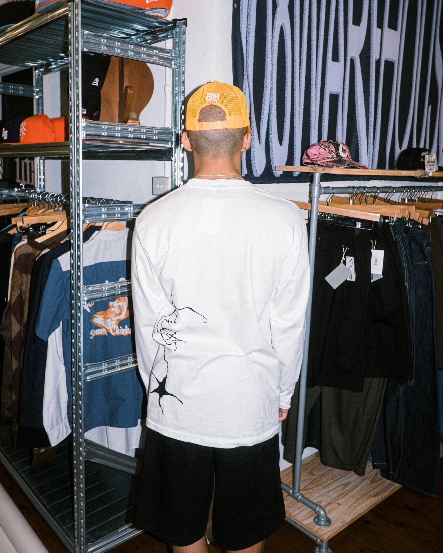 Den Souvenir - Luck Egg L/S T-Shirt - White