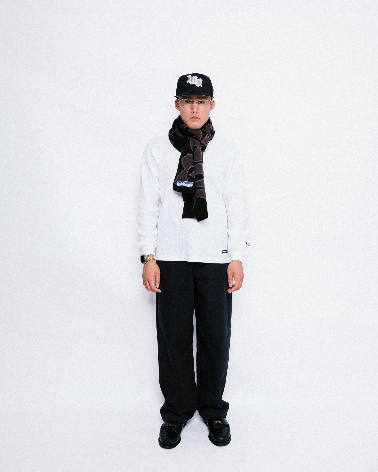 108WAREHOUSE - Scarf “CG Logo” - Black/Grey