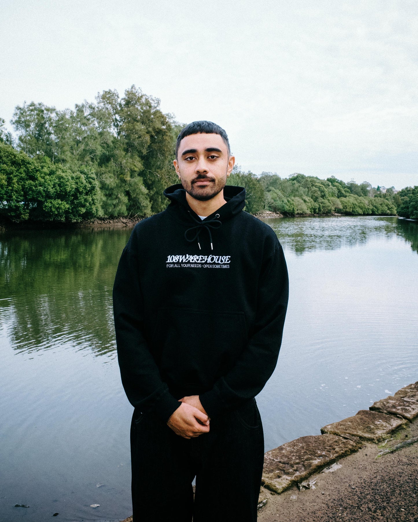 108WAREHOUSE - Classic Logo Hoodie - Black