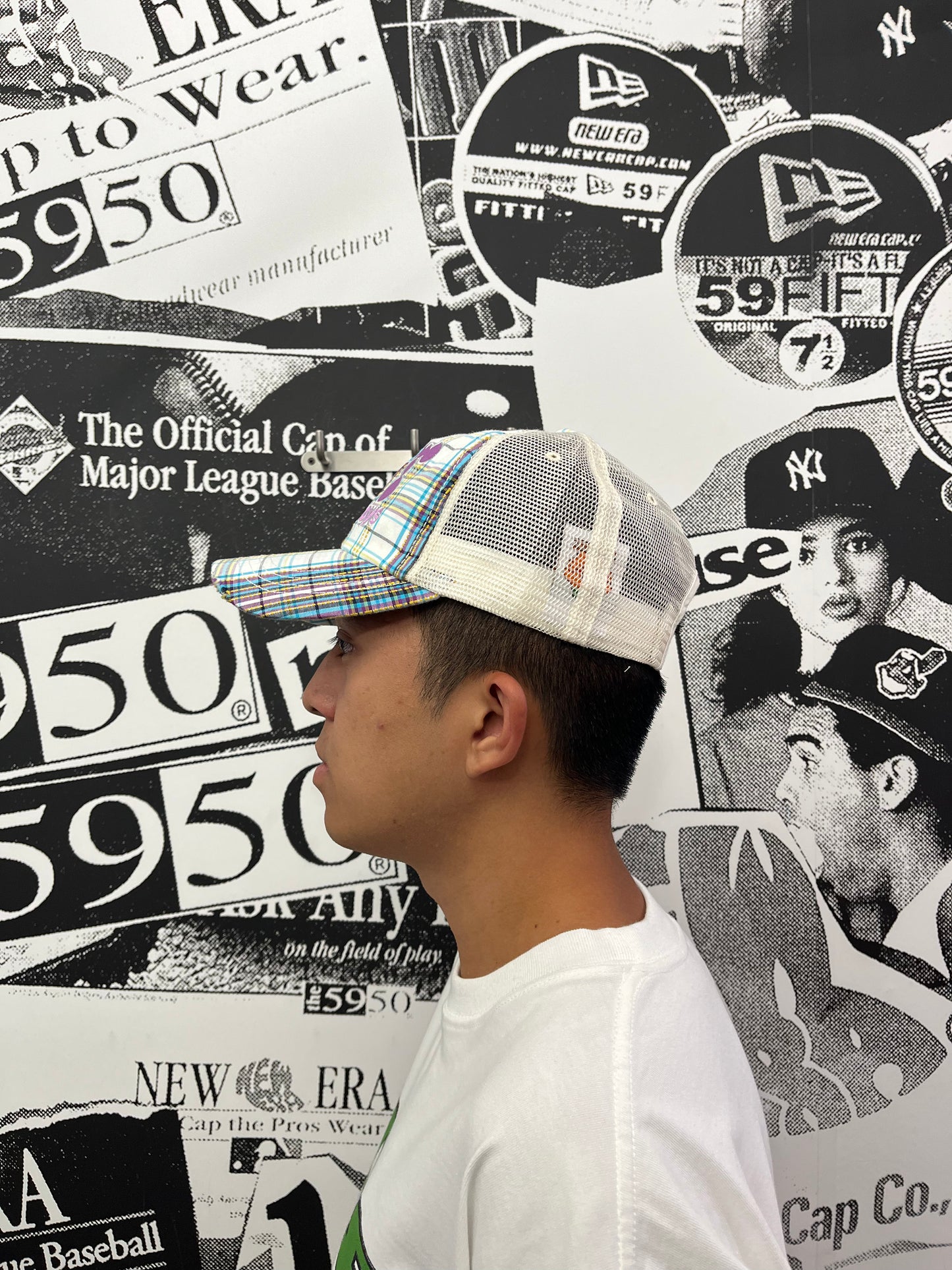 Momotoys - MT Hat - White Plaid