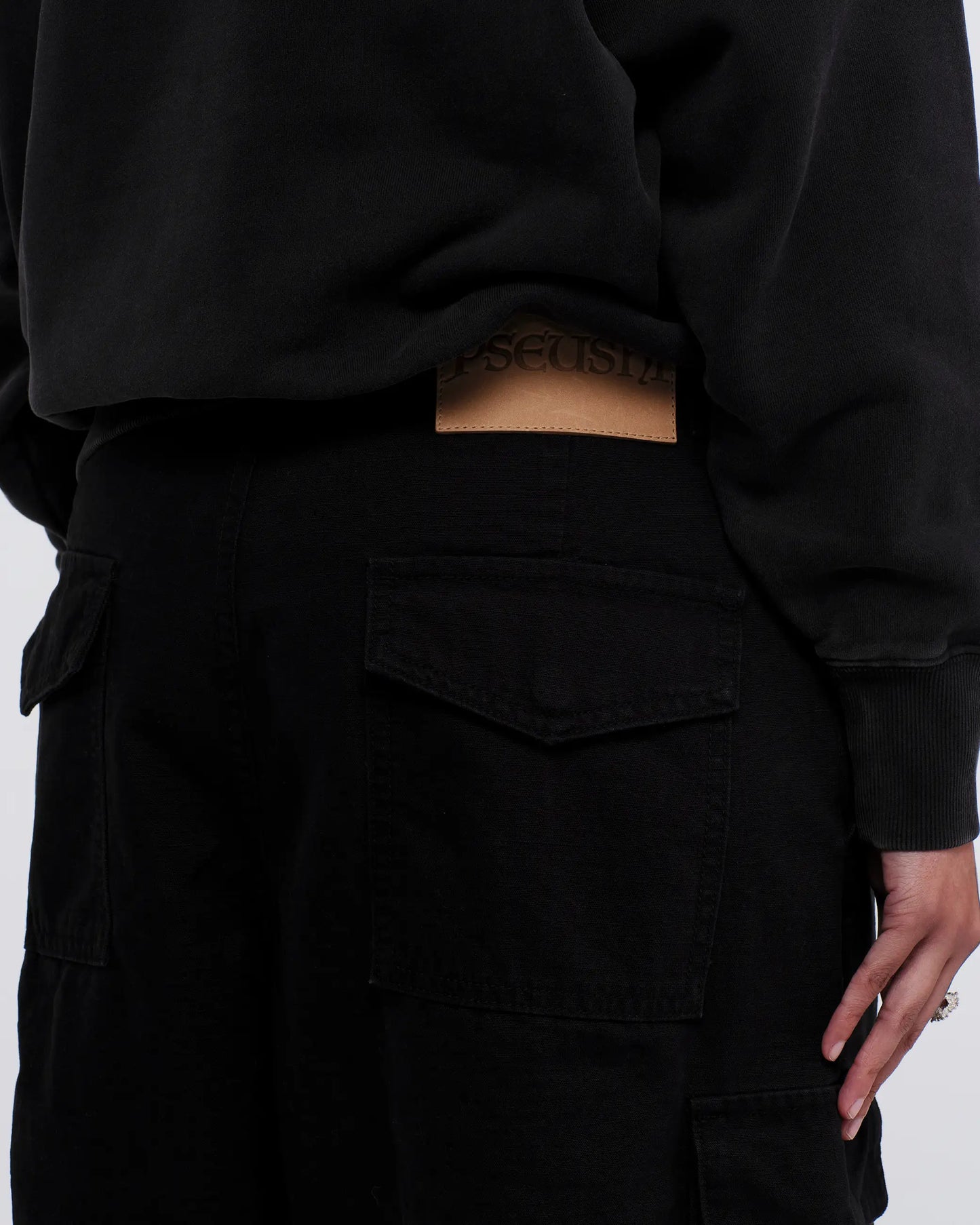 Pseushi - Cotton Ripstop Cargo Shorts - Washed Black