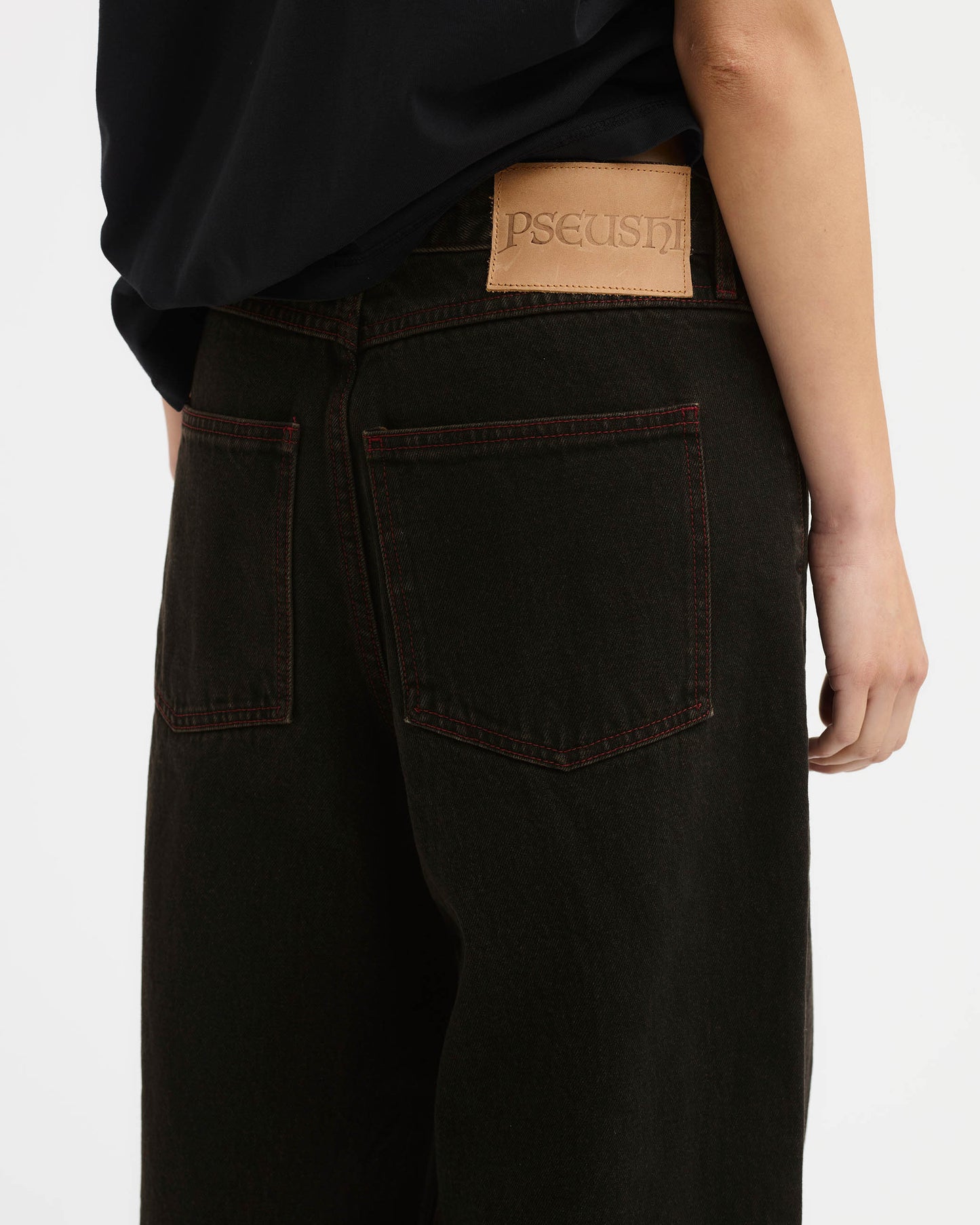 Pseushi - Loose Jeans - Mud Wash
