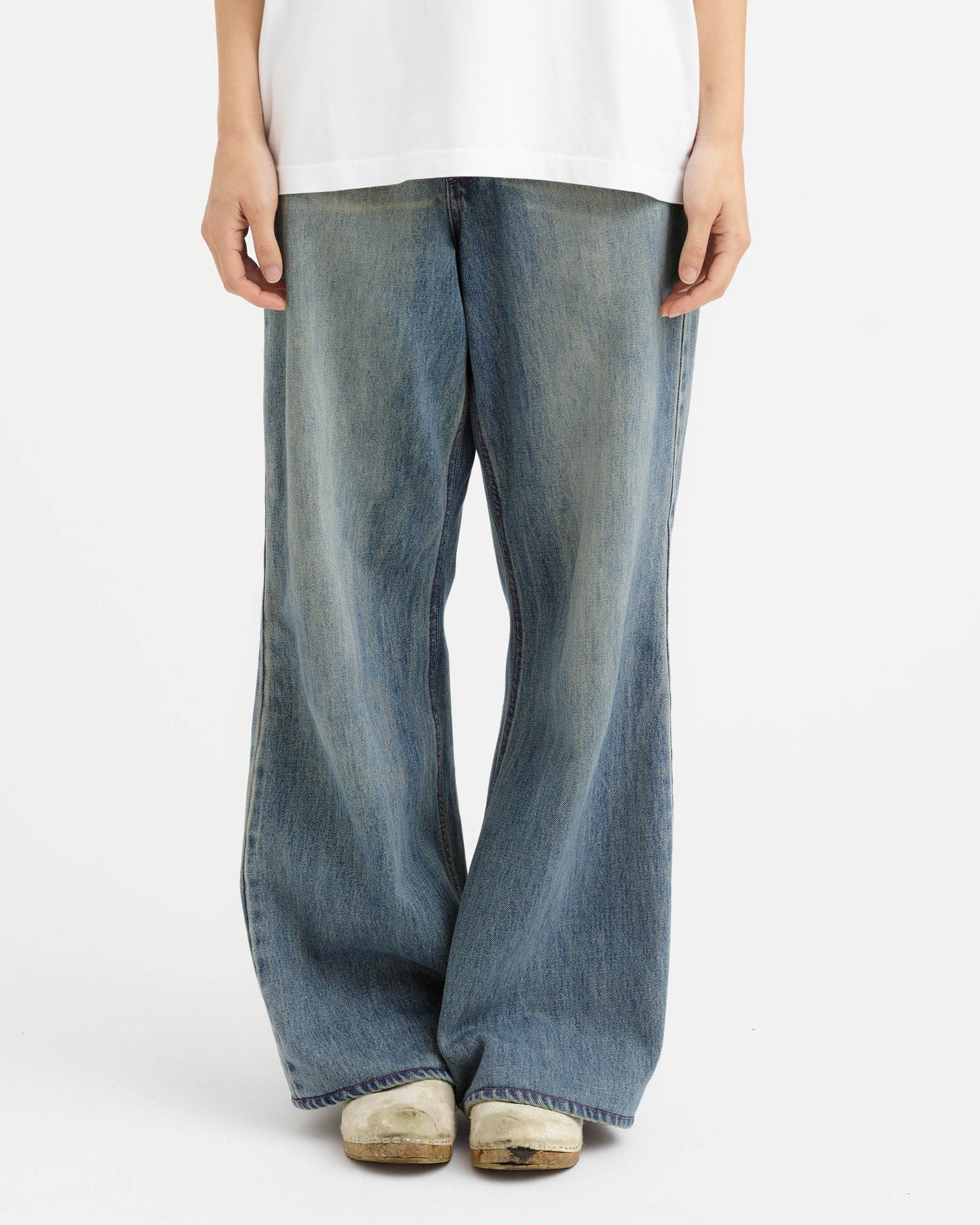 Pseushi - Loose Jeans - Vintage Wash