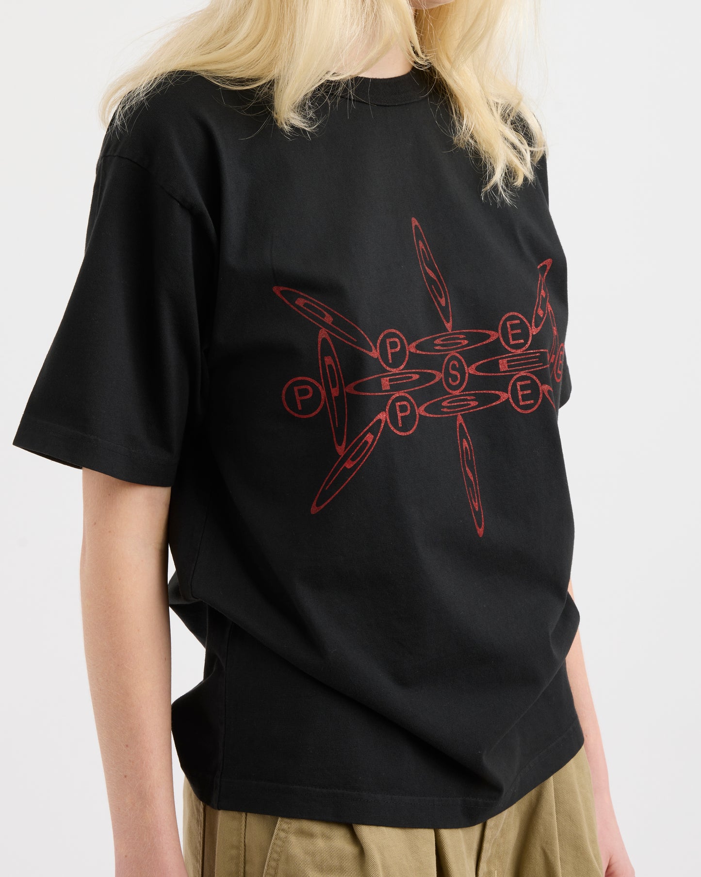 Pseushi - Blind Tee - Black